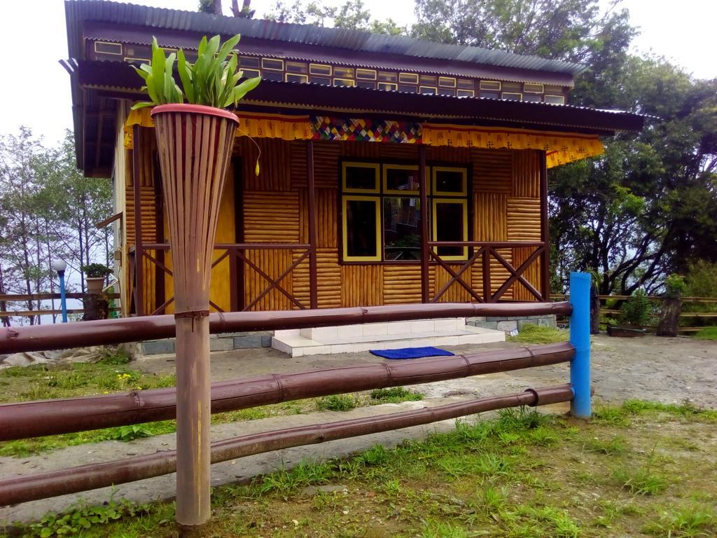 Khi Gha Thang Pelling Exterior photo