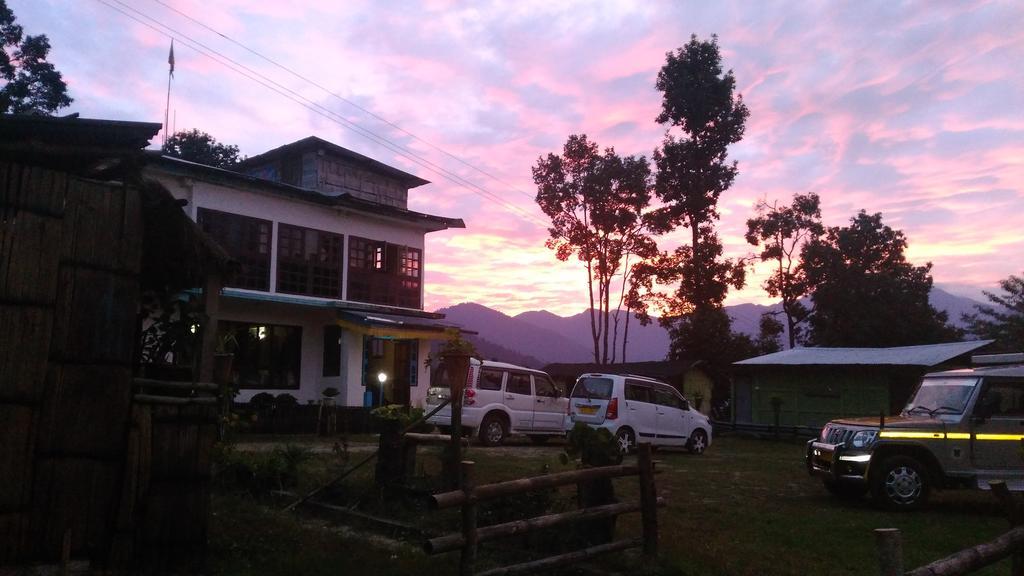 Khi Gha Thang Pelling Exterior photo