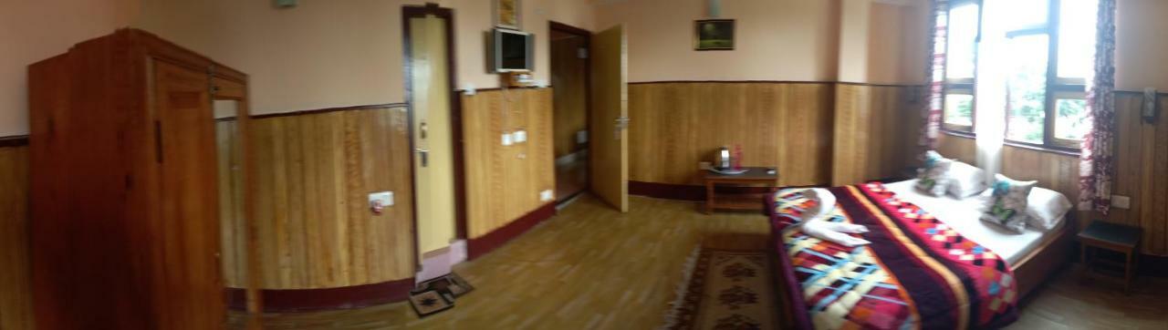 Khi Gha Thang Pelling Exterior photo